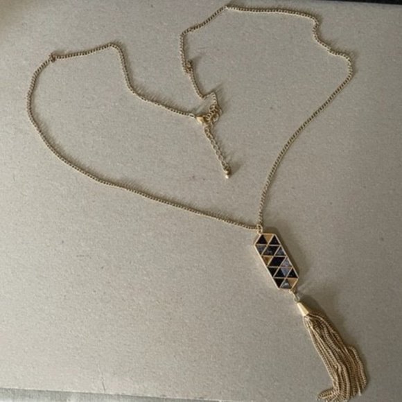 Gorgeous Gold Electroplated 60's Tassel Pendant with Inlaid Stones on a 30" - Picture 5 of 7